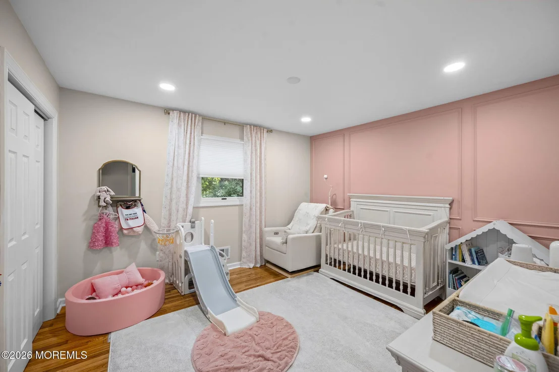 Photo of 213 Lloyd Road