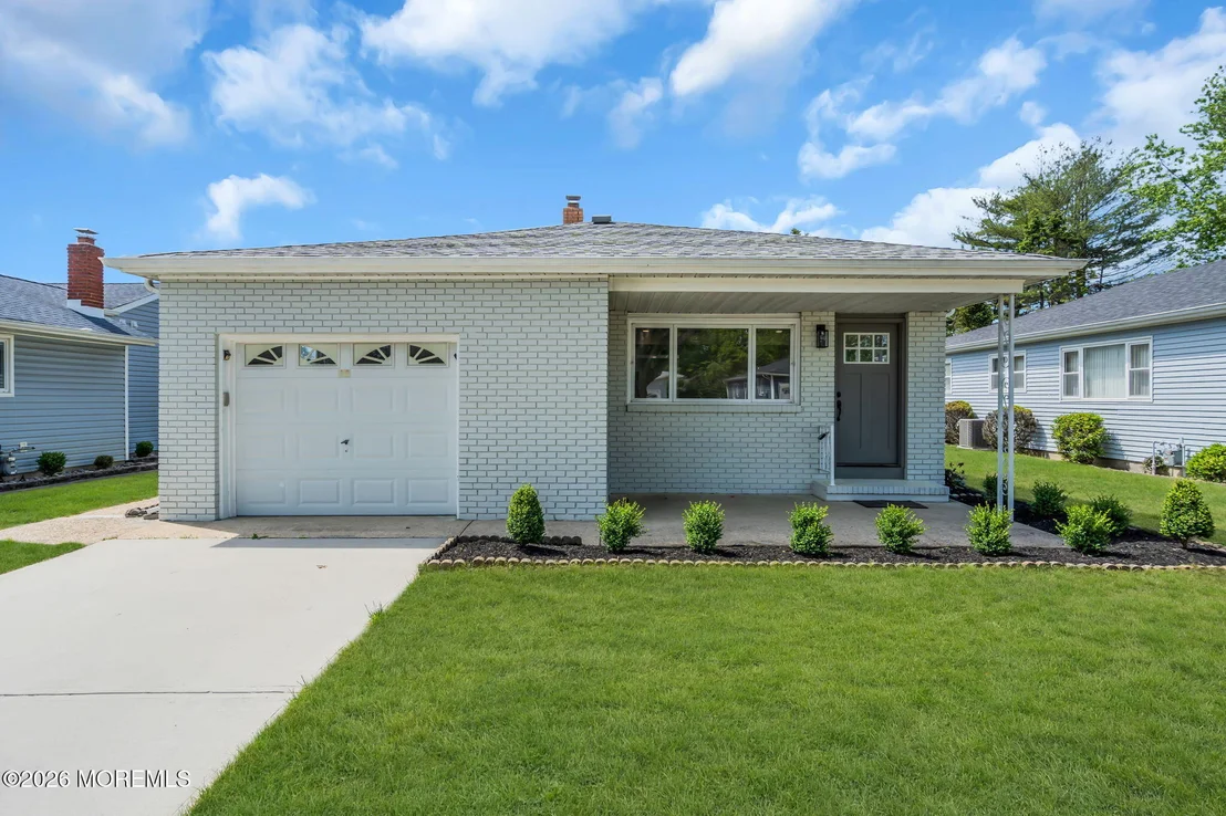 Photo of 19 Georgetown Drive