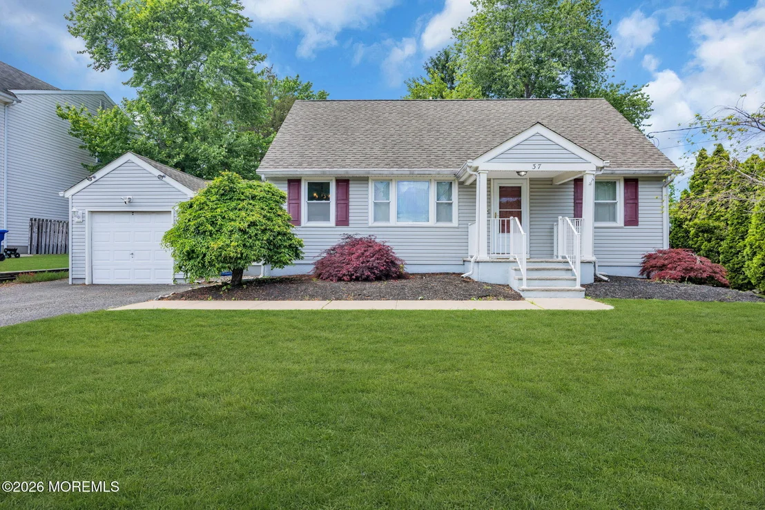 Photo of 37 Sunset Place