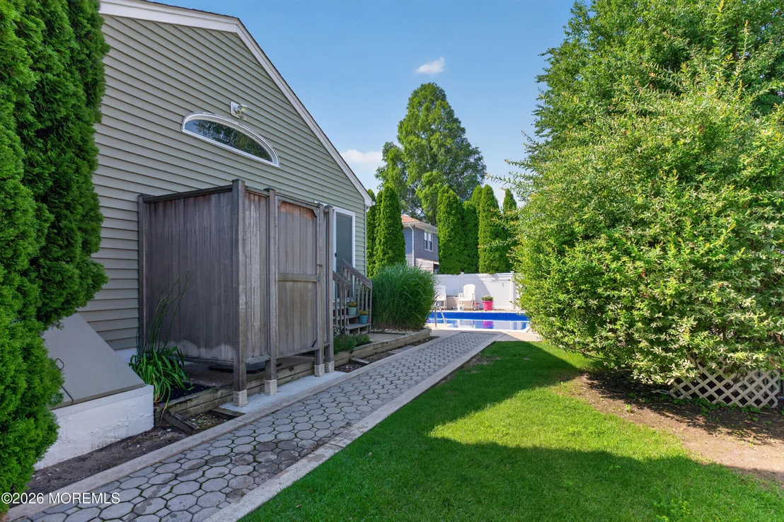 Photo of 43 Tremont Drive