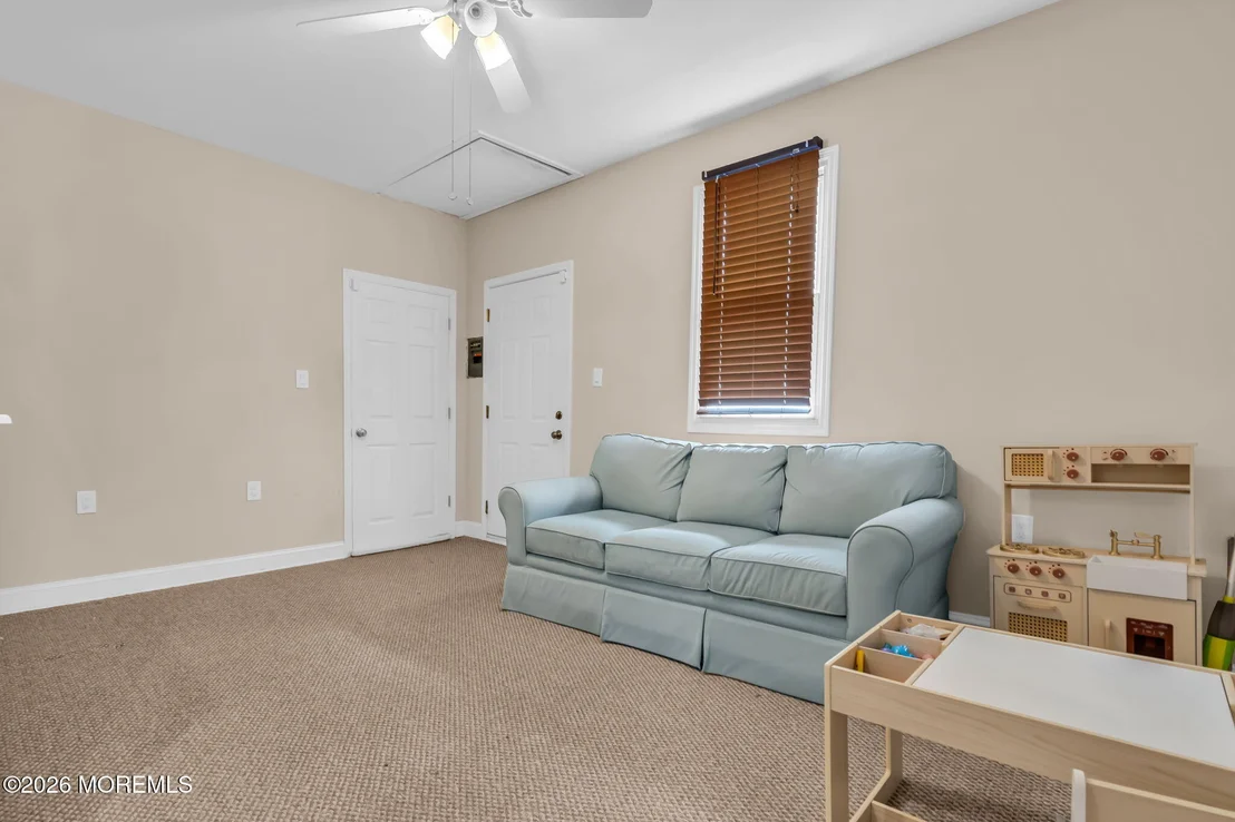 Photo of 305 Hudson Drive