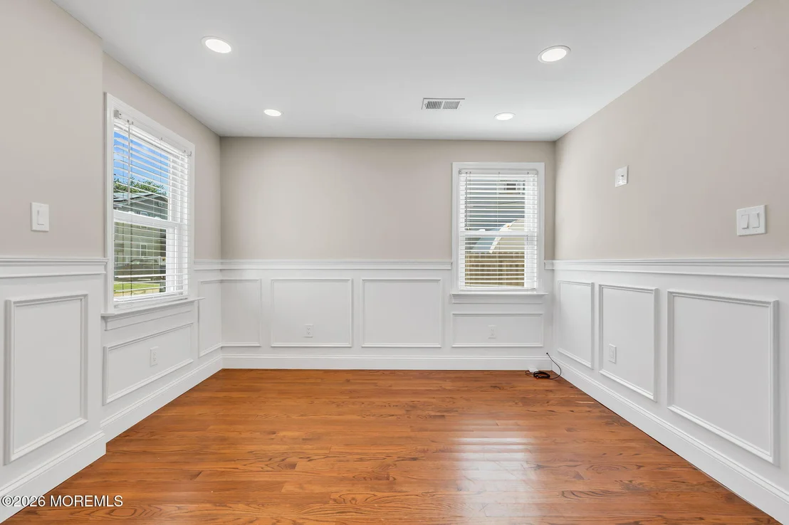 Photo of 439 Clark Avenue