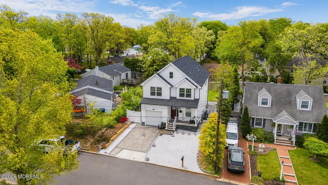 Photo of 400 Overlook Drive