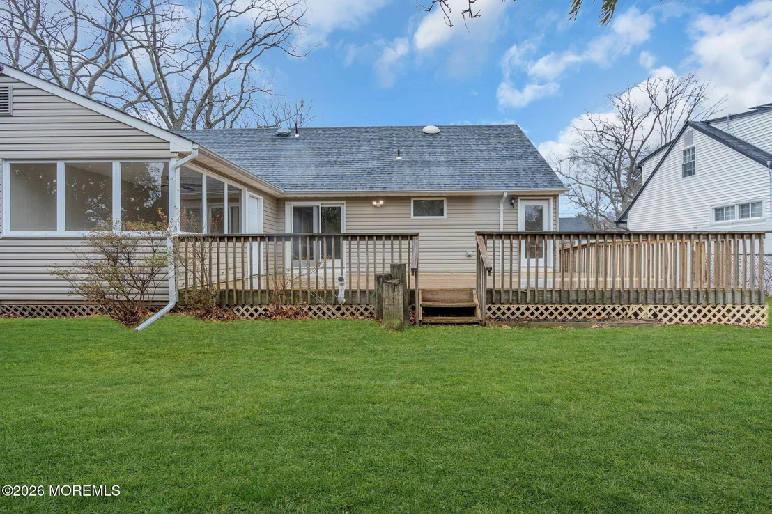 Photo of 121 Harding Drive
