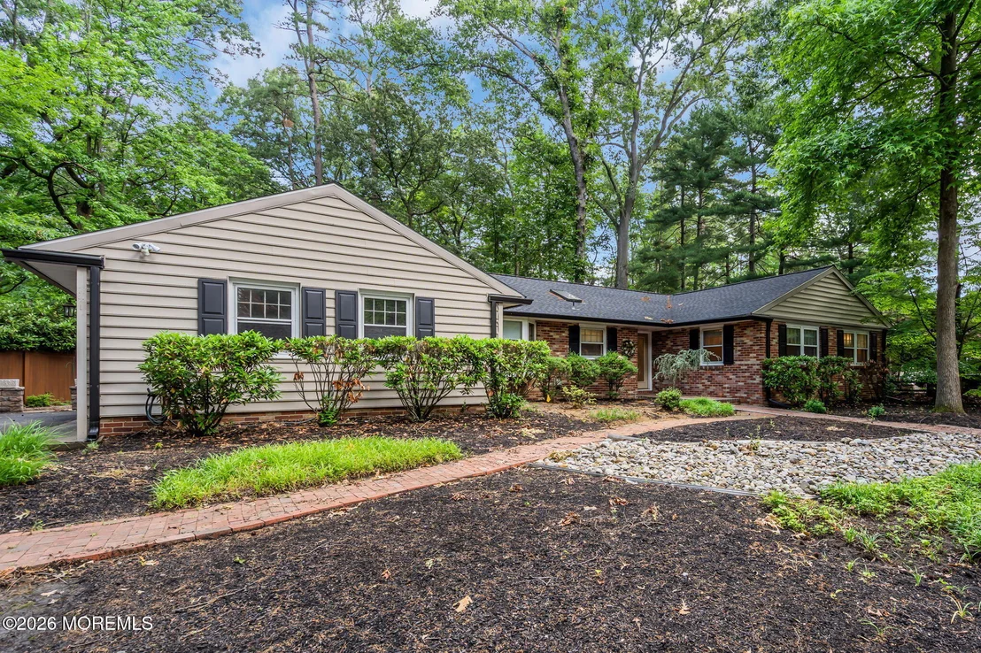 Photo of 12 Indian King Drive