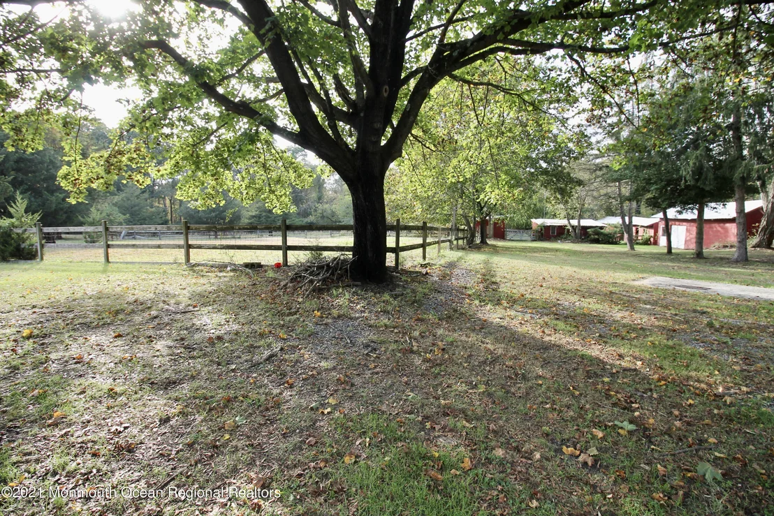 Photo of 195 Bennett Road