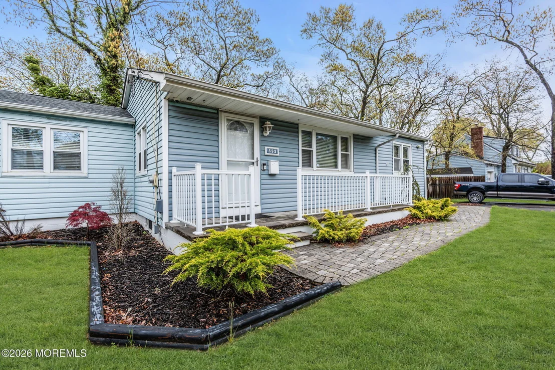 Photo of 593 Beach Plum Road