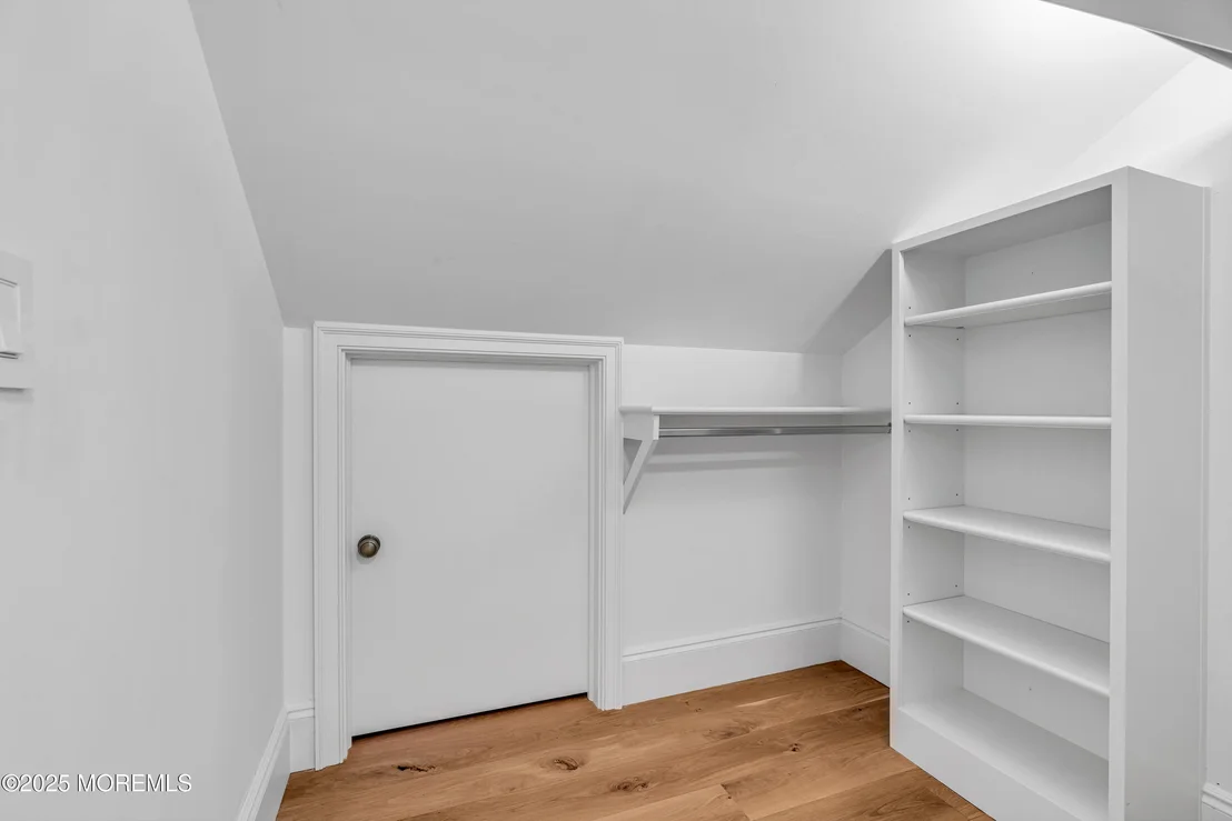 Photo of 327 South Boulevard