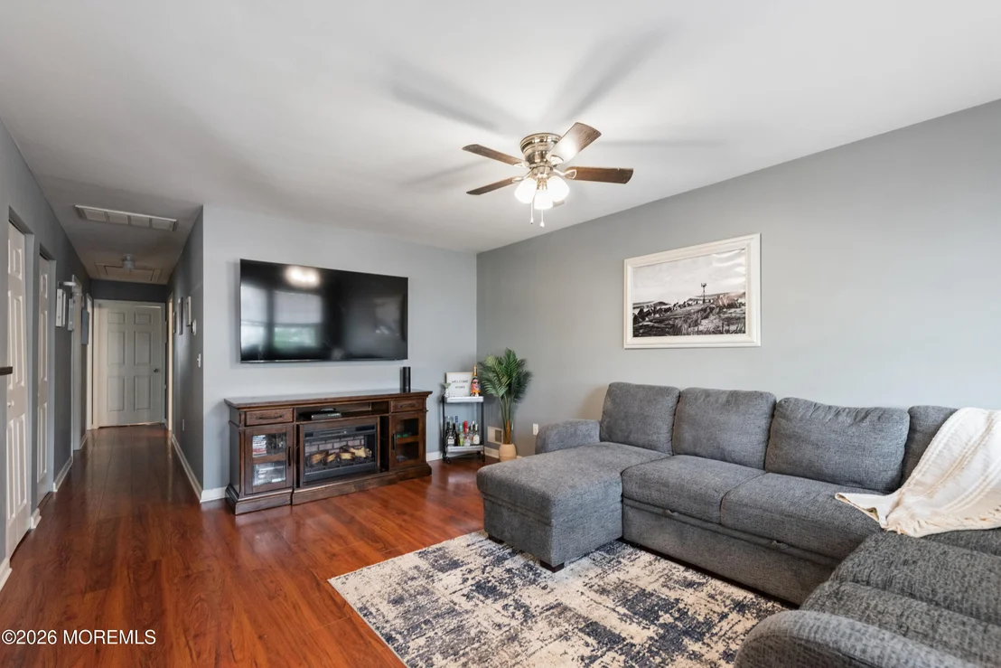 Photo of 131 Bayview Drive