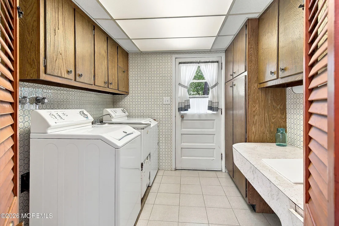 Photo of 706 Hillside Avenue