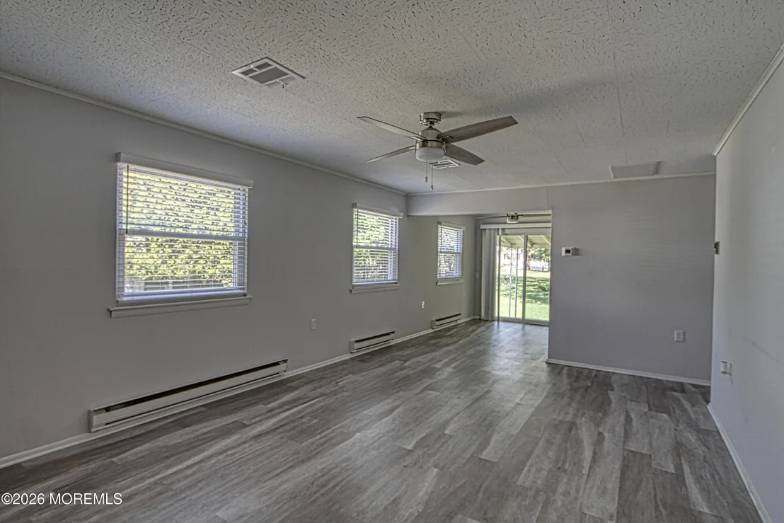 Photo of 16 Hudson Parkway