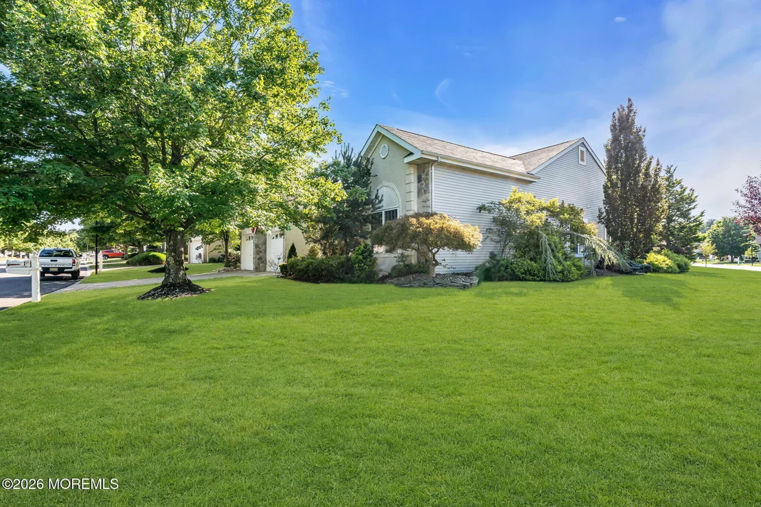 Photo of 1 Turnberry Place