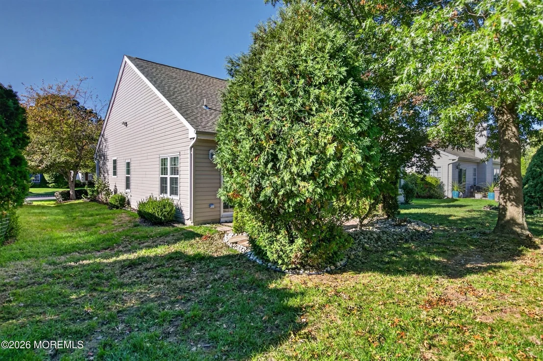 Photo of 6 Doral Way