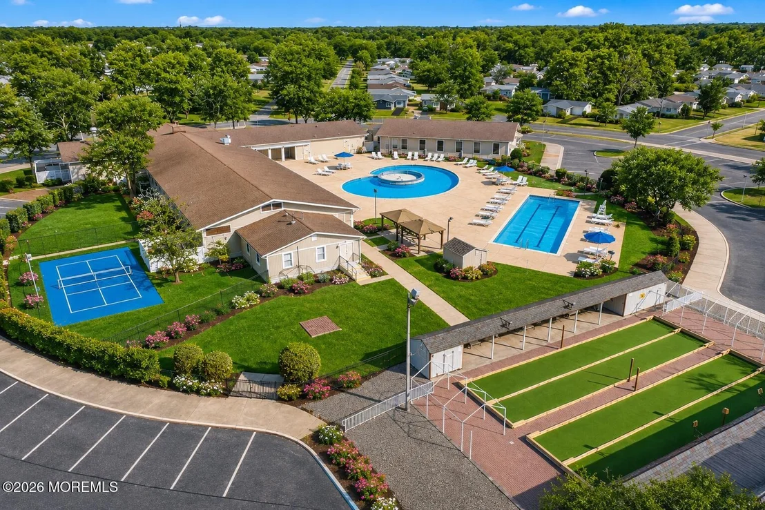 Photo of 51 Central Boulevard