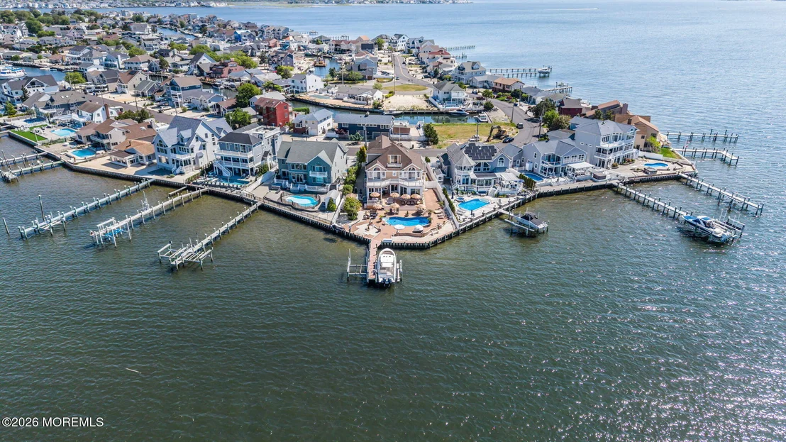Photo of 531 Bayview Drive