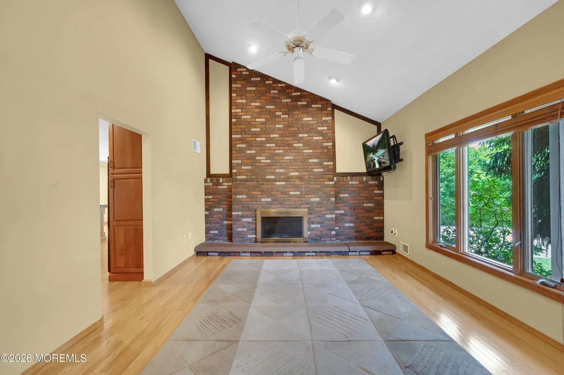 Photo of 718 Auth Avenue