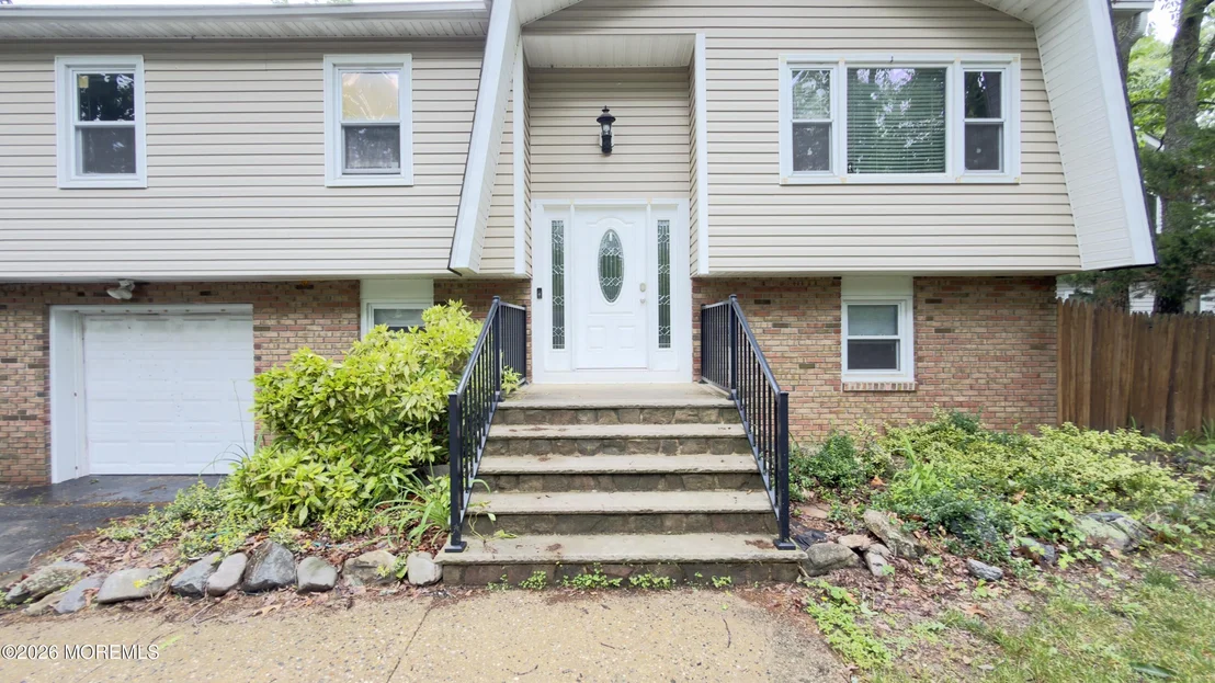 Photo of 11 Maple Street