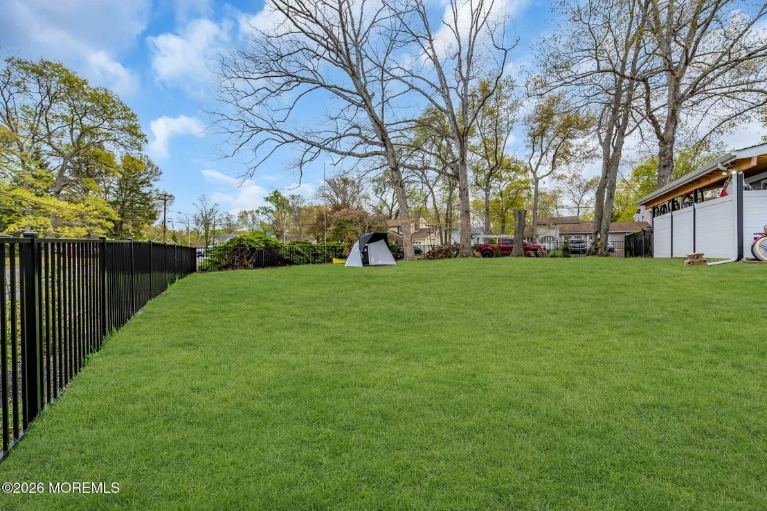 Photo of 4 Oak Leaf Lane