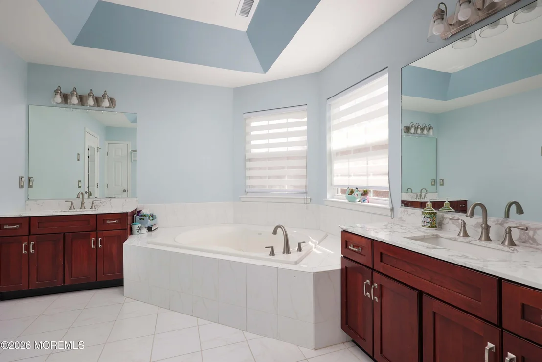 Photo of 53 Kirschman Drive