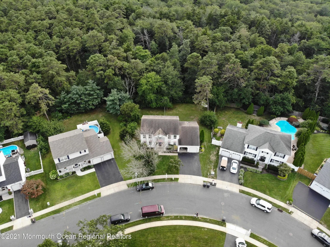 Photo of 131 Linnea Lane