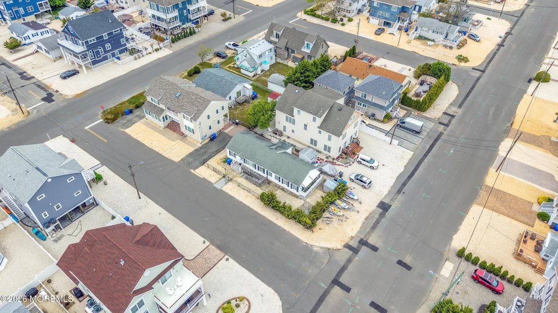 Photo of 202 5th Avenue