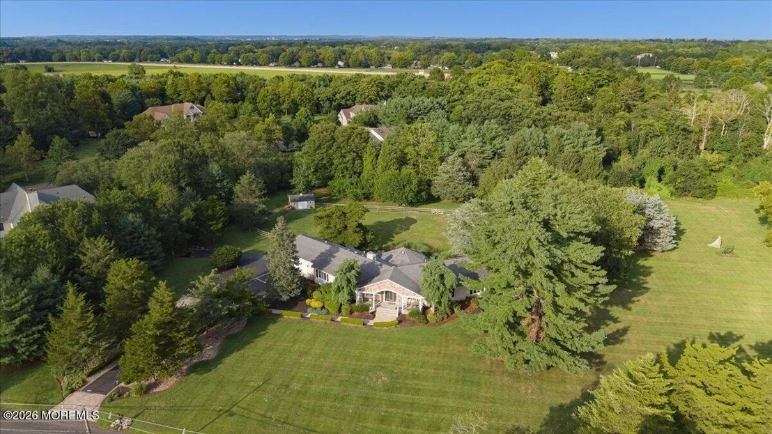 Photo of 48 Lakeside Avenue