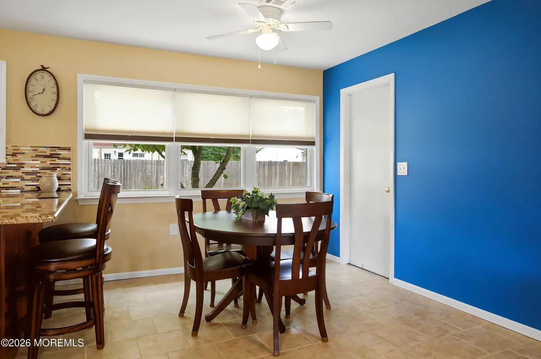 Photo of 1047 Crystal Drive