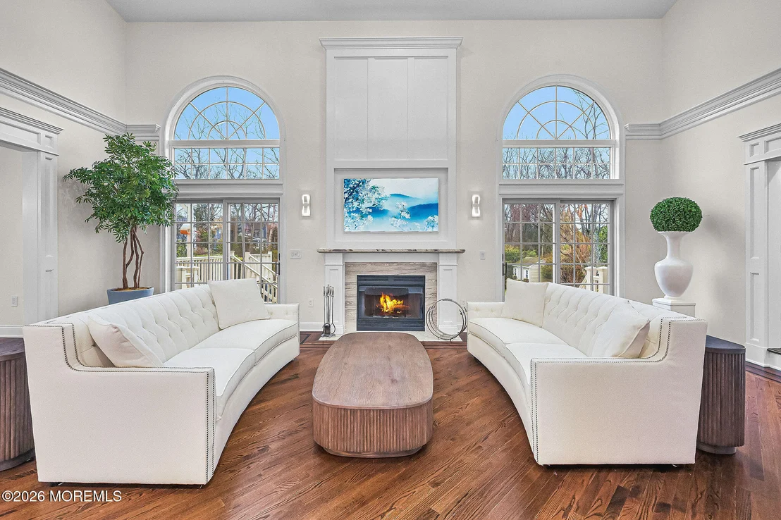 Photo of 2352 Macintosh Drive
