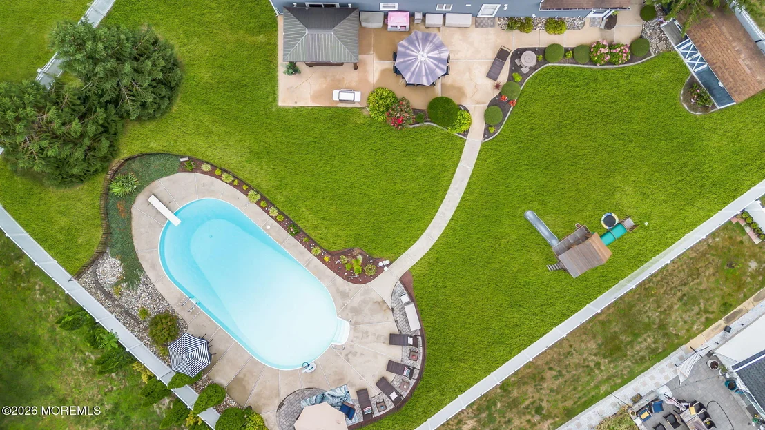 Photo of 1 Meadowbrook Drive