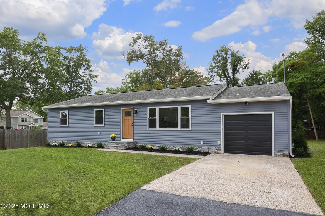 Photo of 1703 Whitcomb Road
