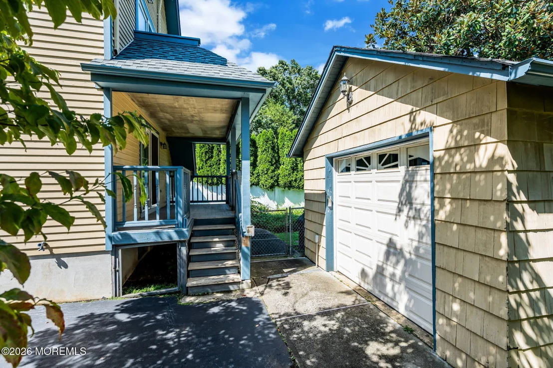 Photo of 29 1st Street