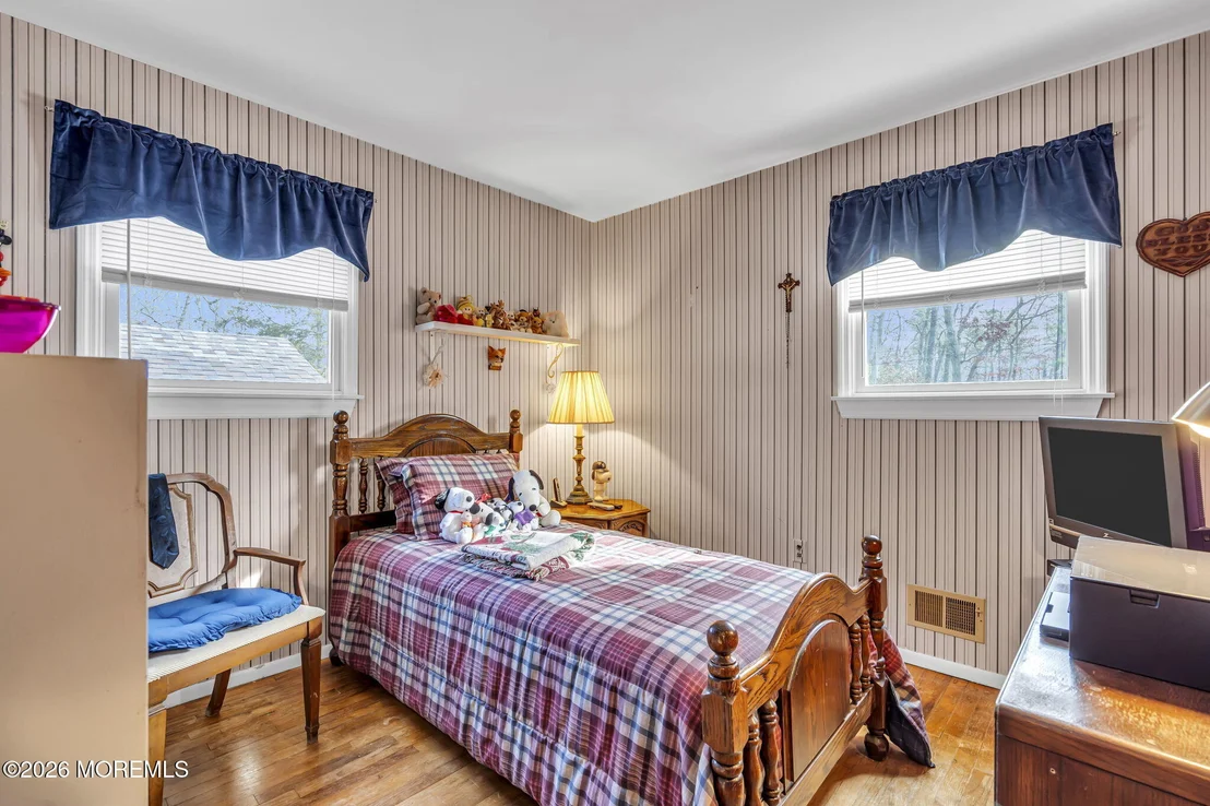 Photo of 307 Clearstream Road