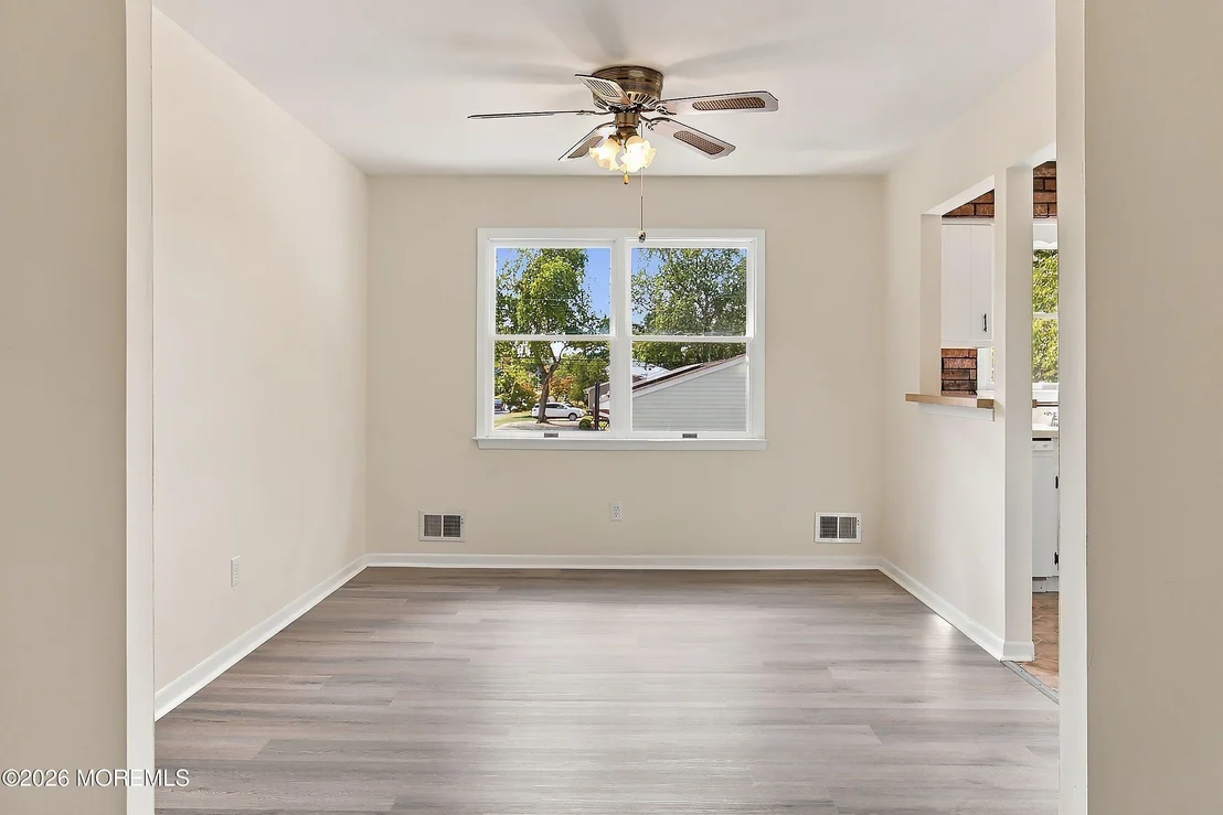 Photo of 296 Lake Shore Drive