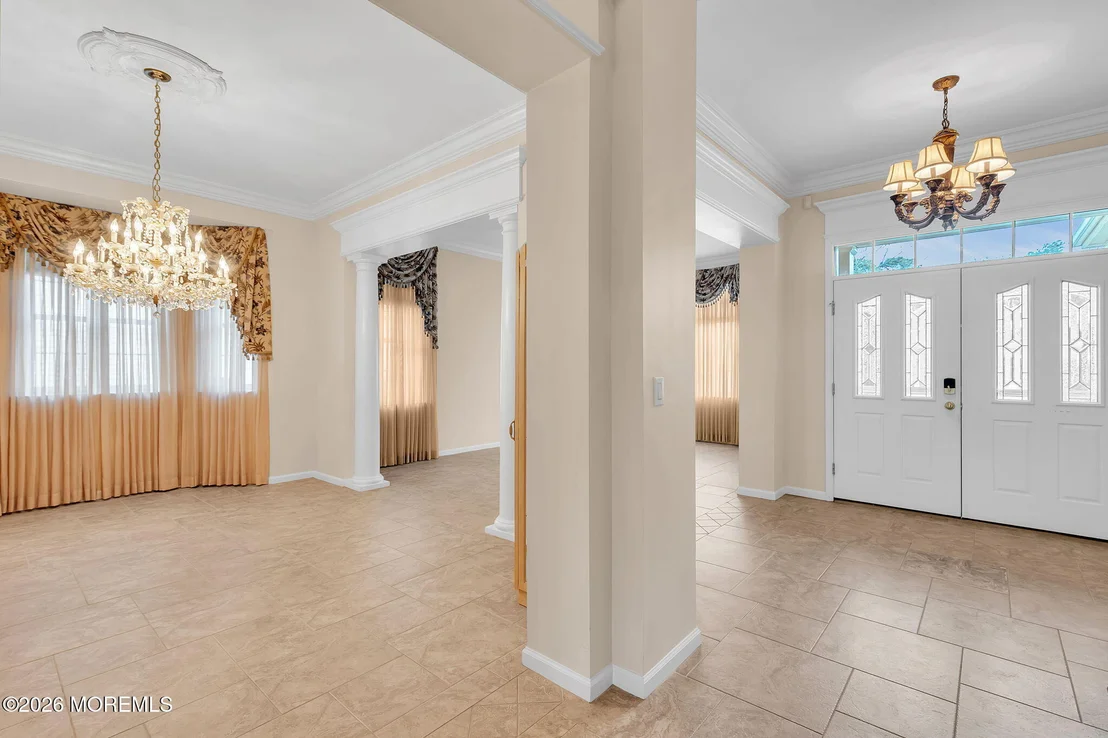 Photo of 15 Spring Lake Boulevard