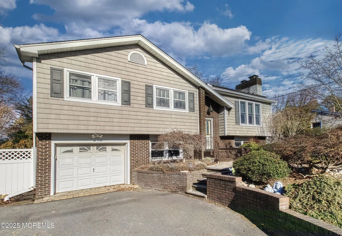 Photo of 721 Flagge Road