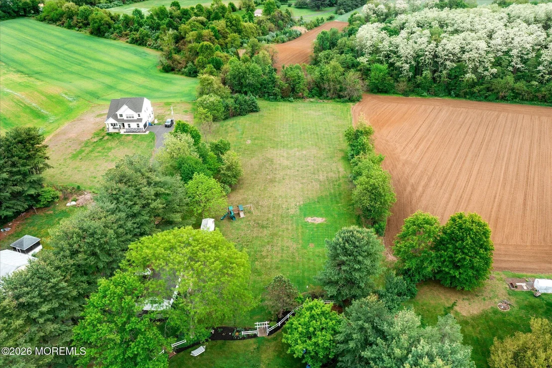 Photo of 134 Schoolhouse Road