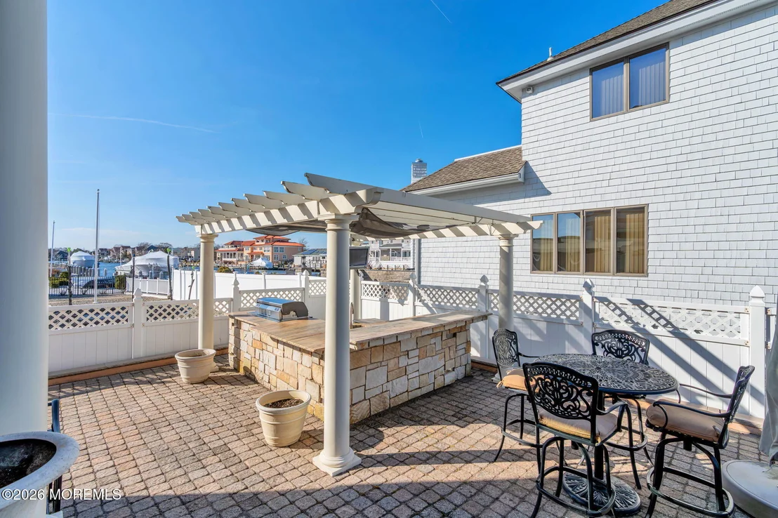 Photo of 342 Aldo Drive