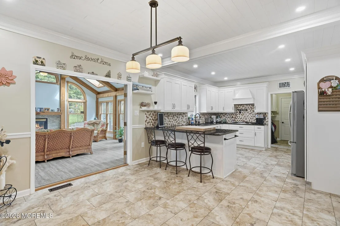 Photo of 711 Tall Oaks Drive