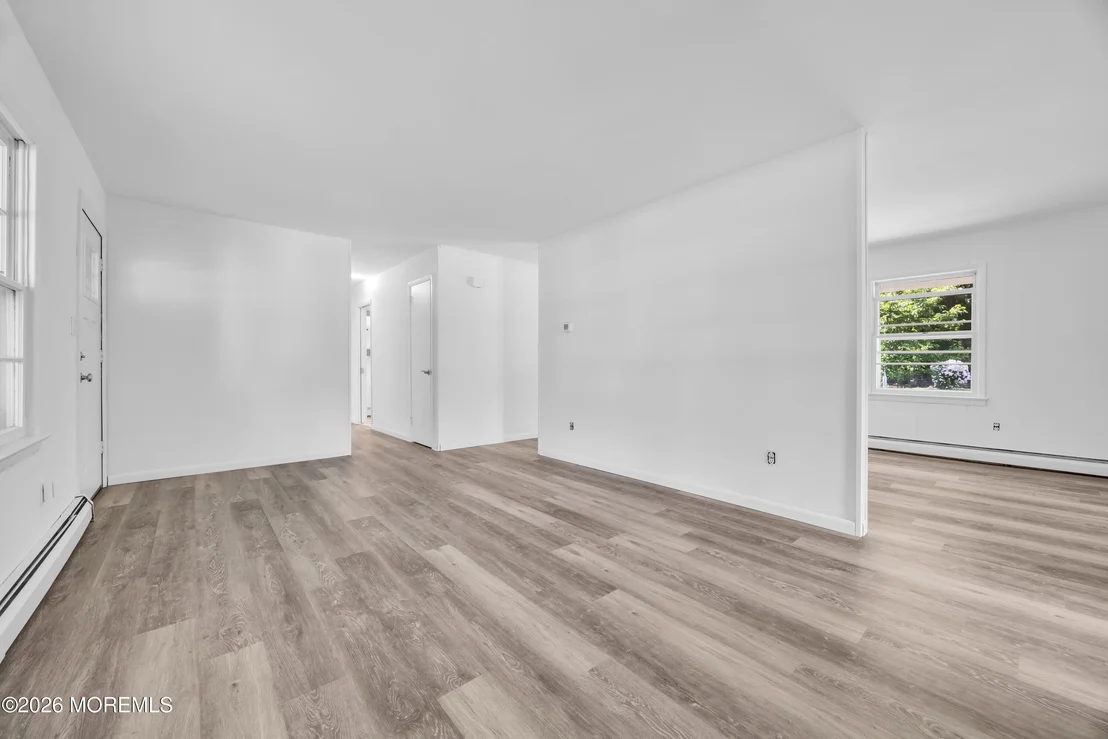 Photo of 416 Oak Tree Road