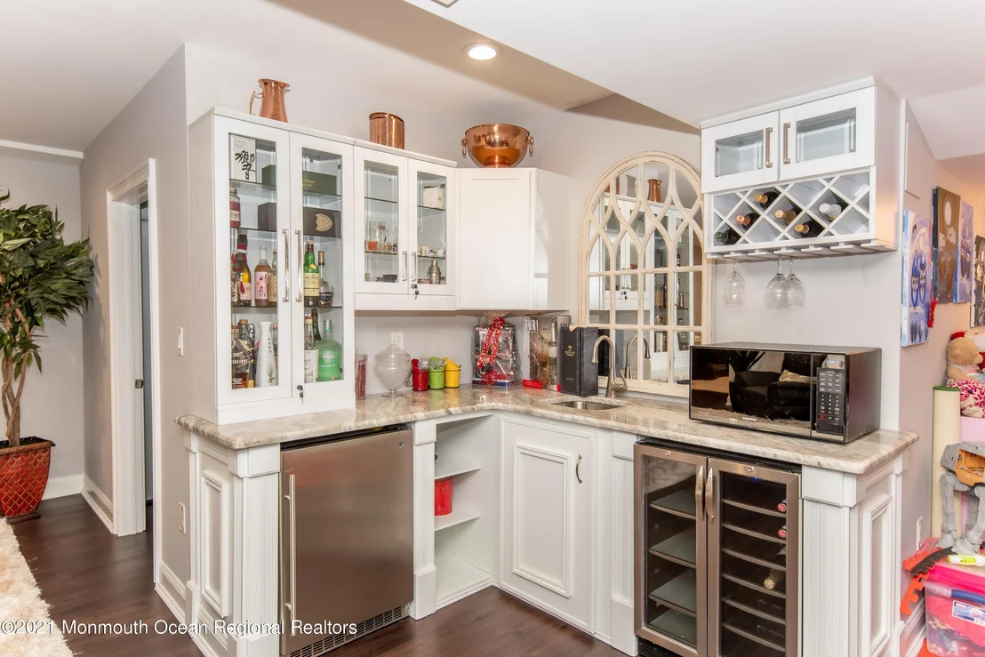 Photo of 607 Windcrest Court