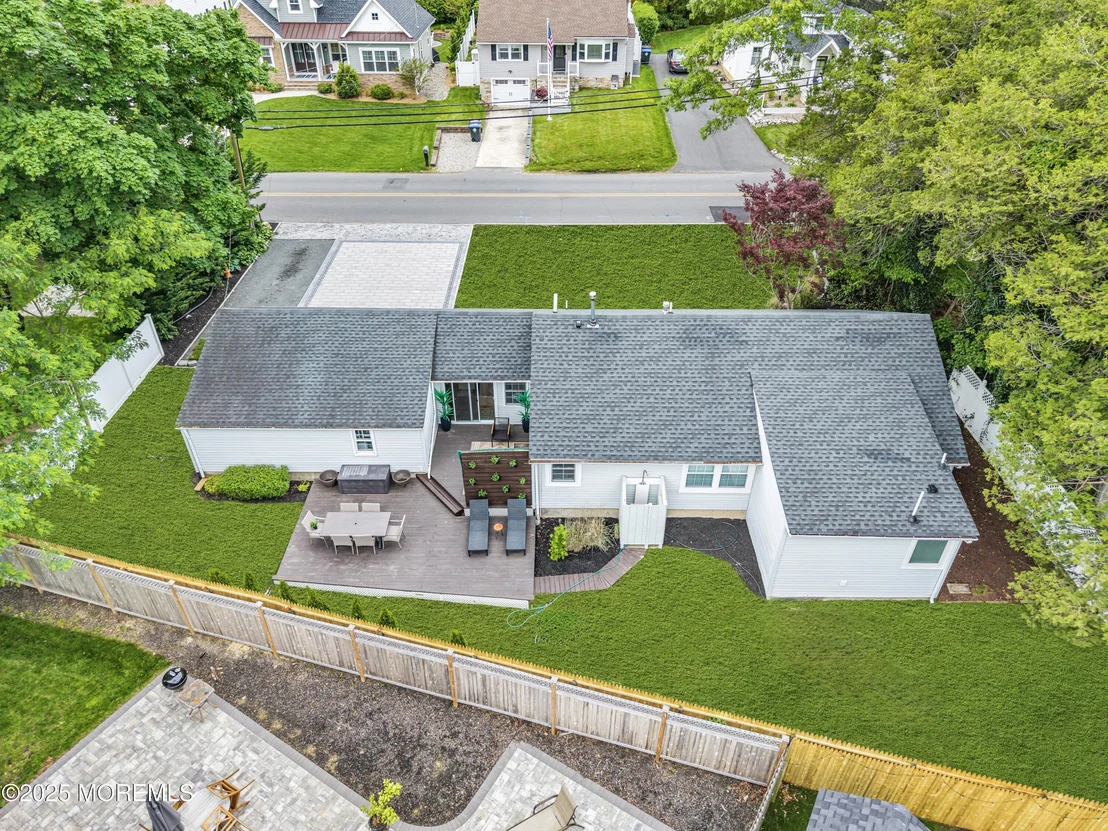 Photo of 2574 Algonkin Trail