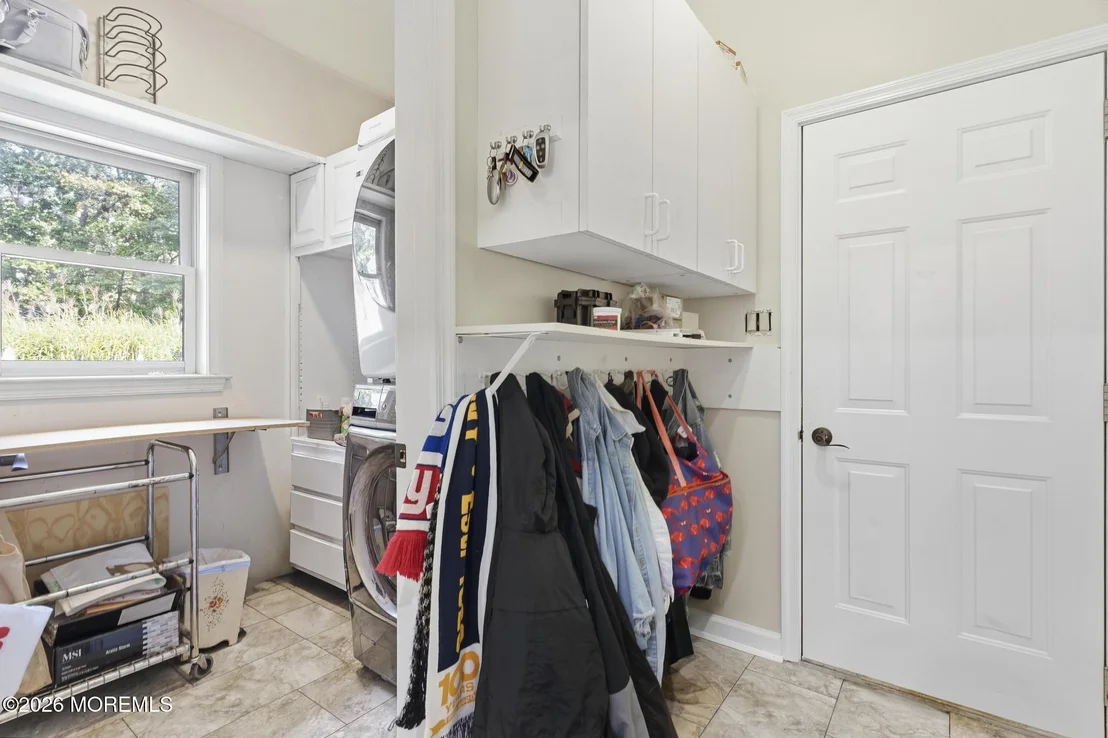 Photo of 711 Tall Oaks Drive
