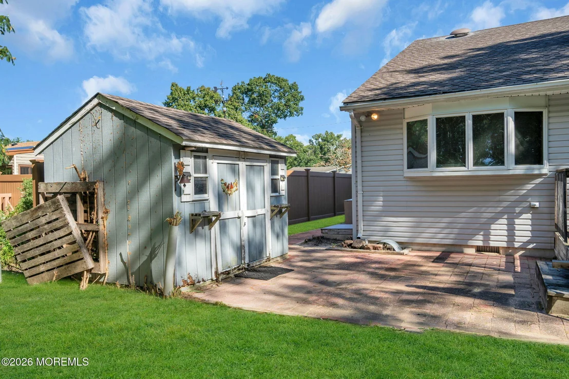 Photo of 141 Sunset Drive