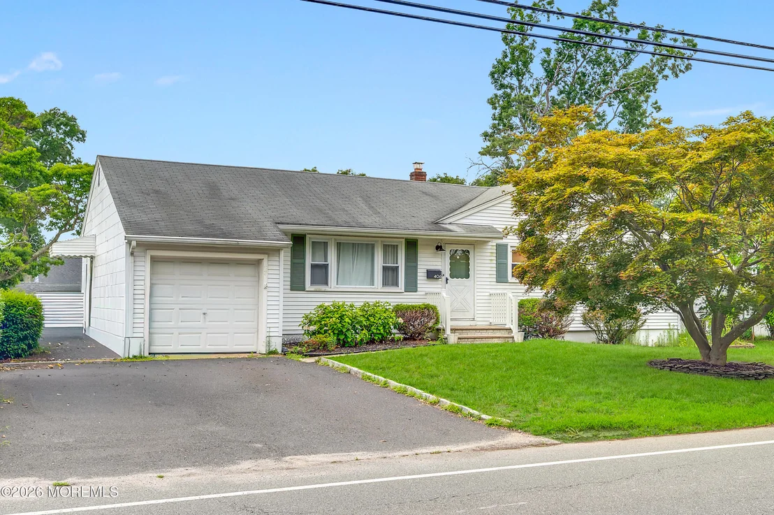 Photo of 406 Midstreams Road