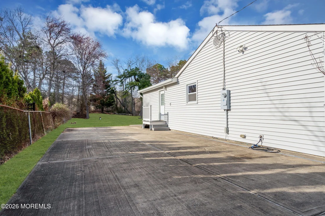 Photo of 20 Sylvan Boulevard