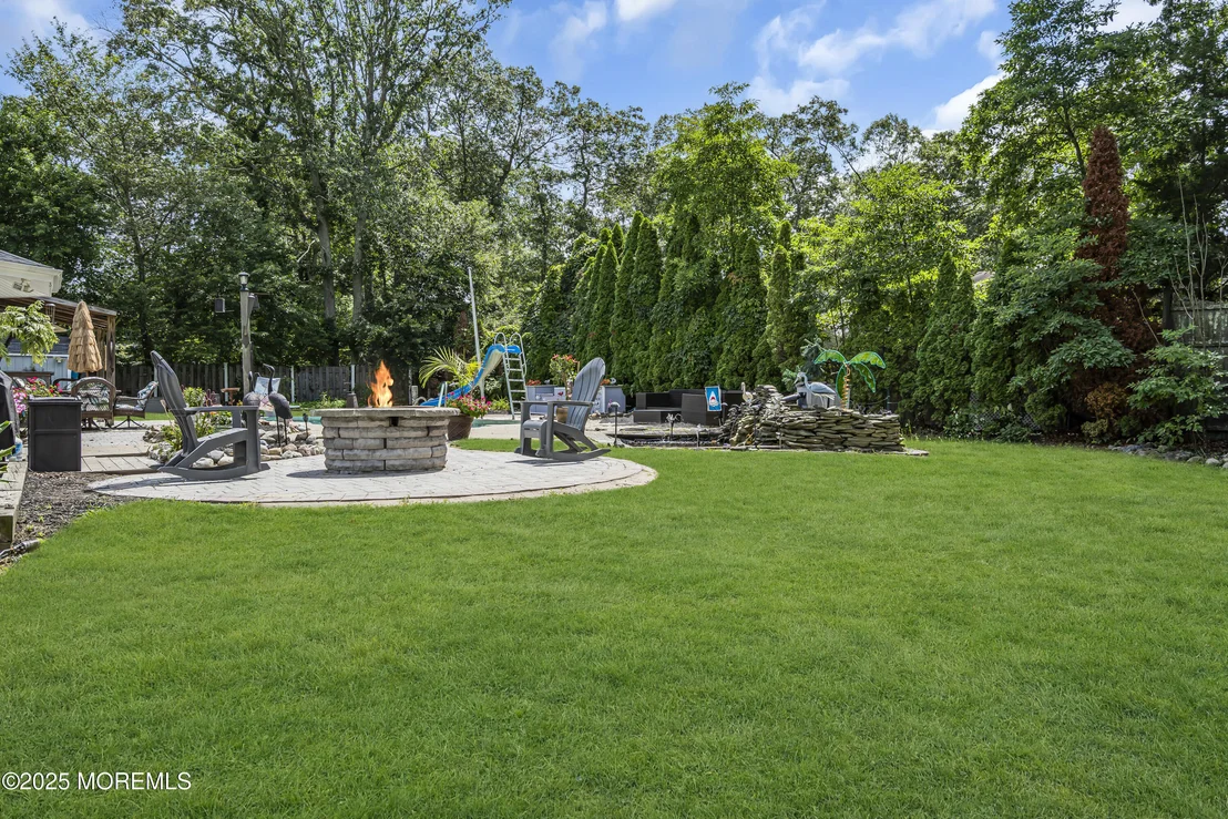 Photo of 110 4th Avenue
