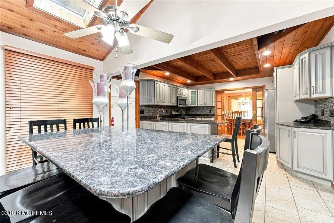 Photo of 483 Drum Point Road