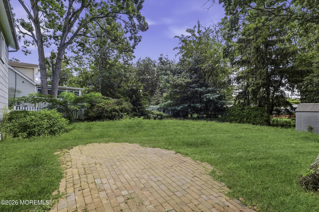 Photo of 687 Northstream Drive