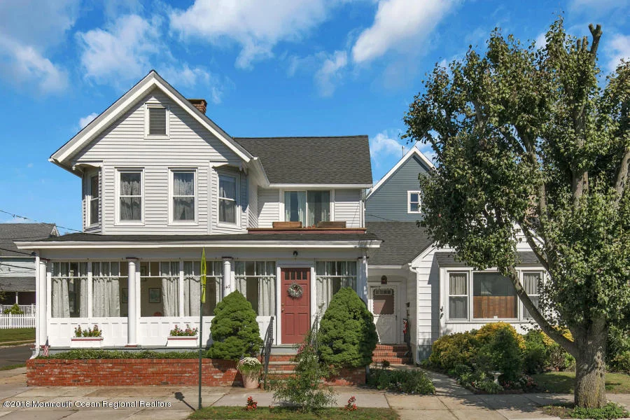 Photo of 147 Broadway