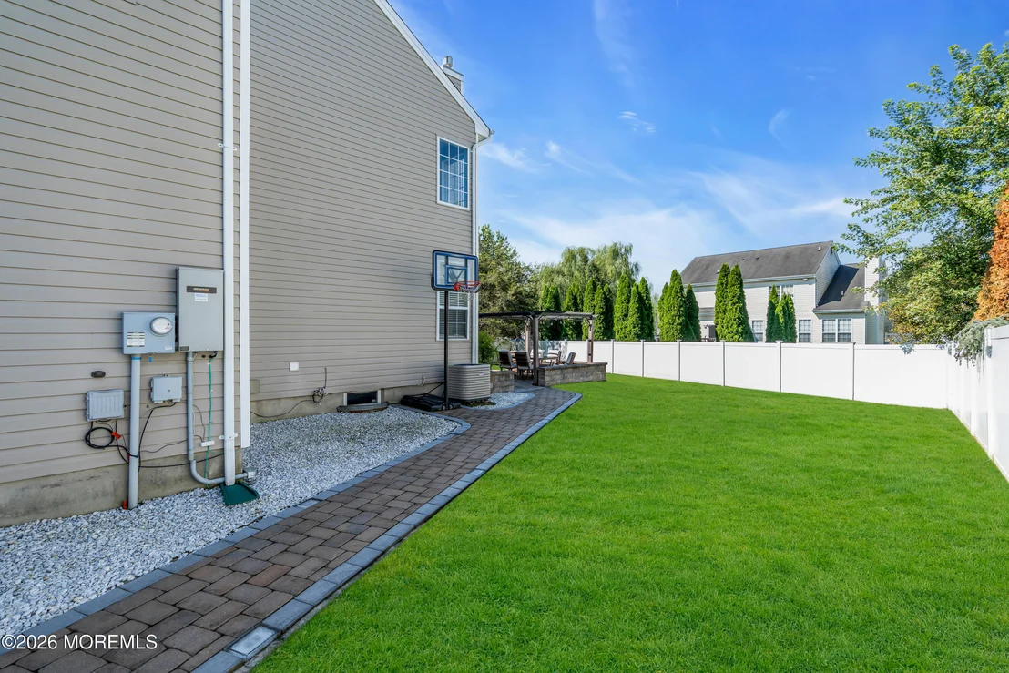 Photo of 12 Lancaster Way
